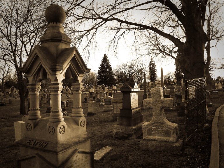 cemetery toronto tombstones